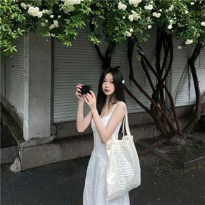 大荷花小荷花